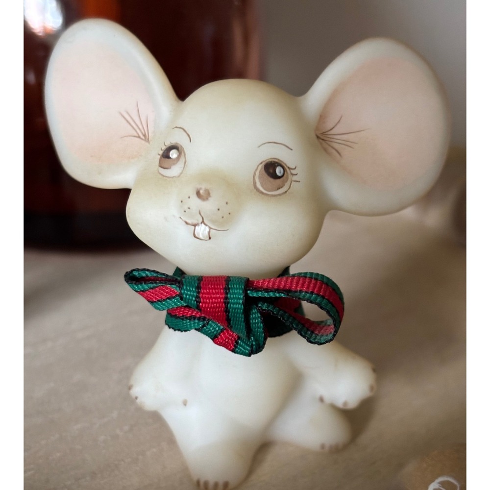 Vtg Lefton Mouse Figurine Satin Glass‎ Holiday Decor Bowtie Ceramic Christmas